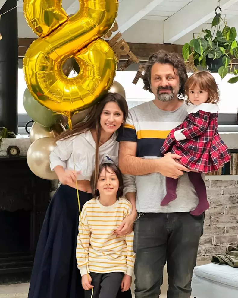 Dana-Rogoz-si-Radu-Dragomir-18-ani-de-relatie-3