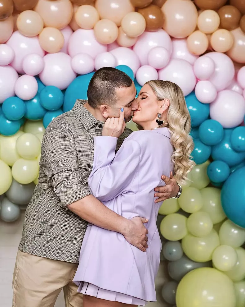 Andreea-Banica-si-sotul-ei-au-implinit-15-ani-de-casnicie-3