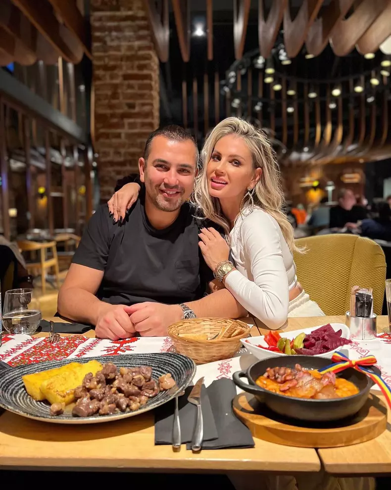 Andreea-Banica-si-sotul-ei-au-implinit-15-ani-de-casnicie-7