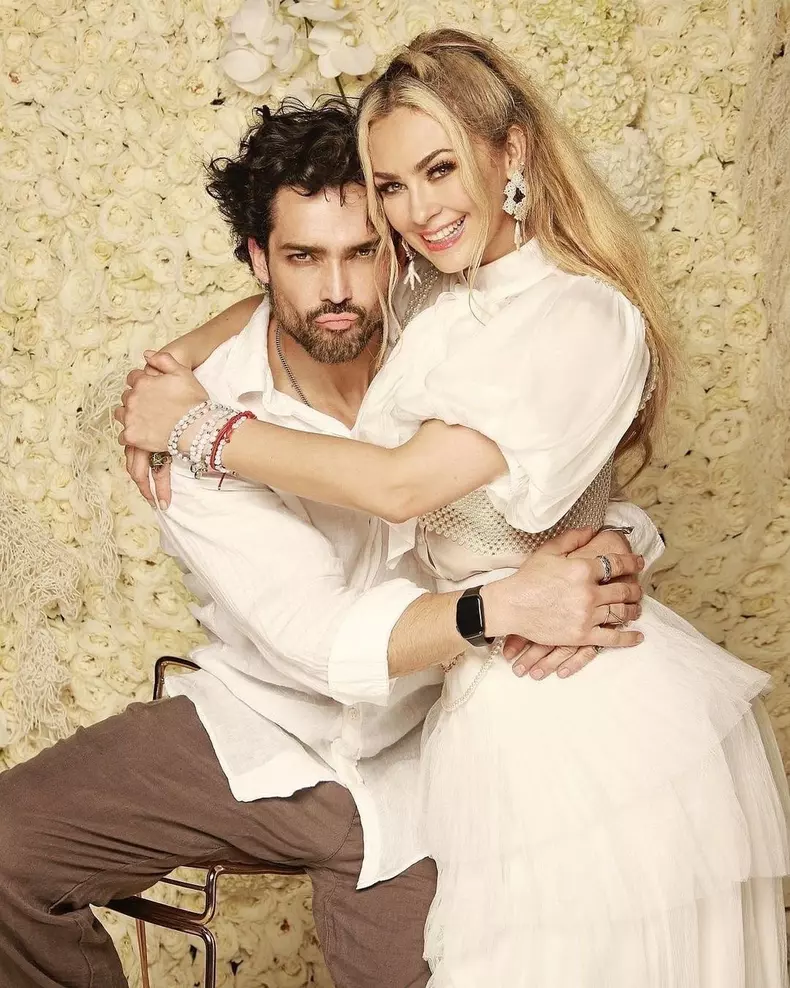 Aracely-Arambula-271664718_485185716310734_184740526504511843_n