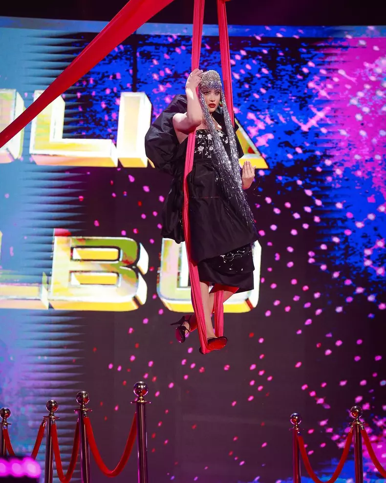 Ce dieta tine Iulia Albu