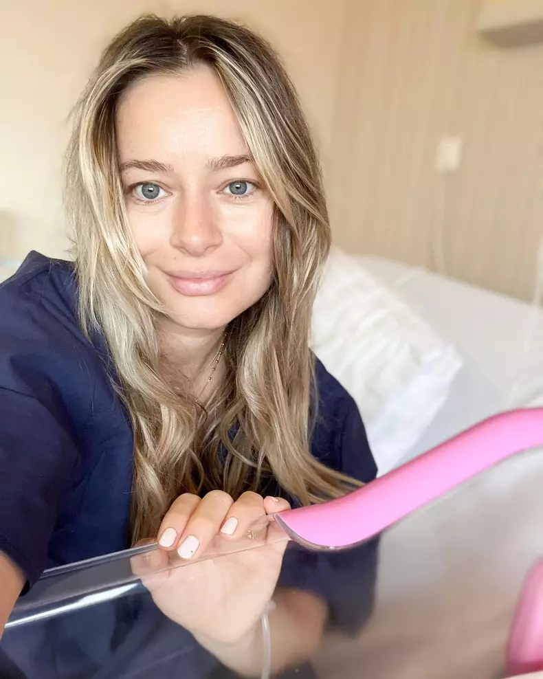 Laura-Cosoi-primele-declaratii-dupa-ce-a-nascut-a-treia-oara