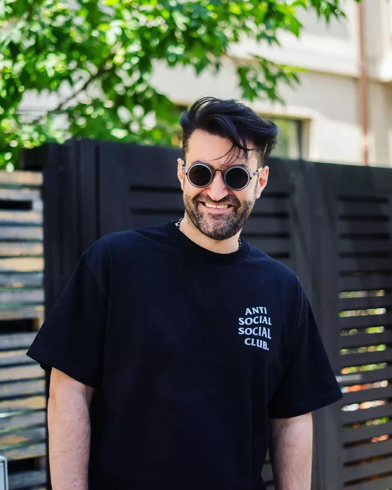 Smiley-schimbare-radicala-de-look-1