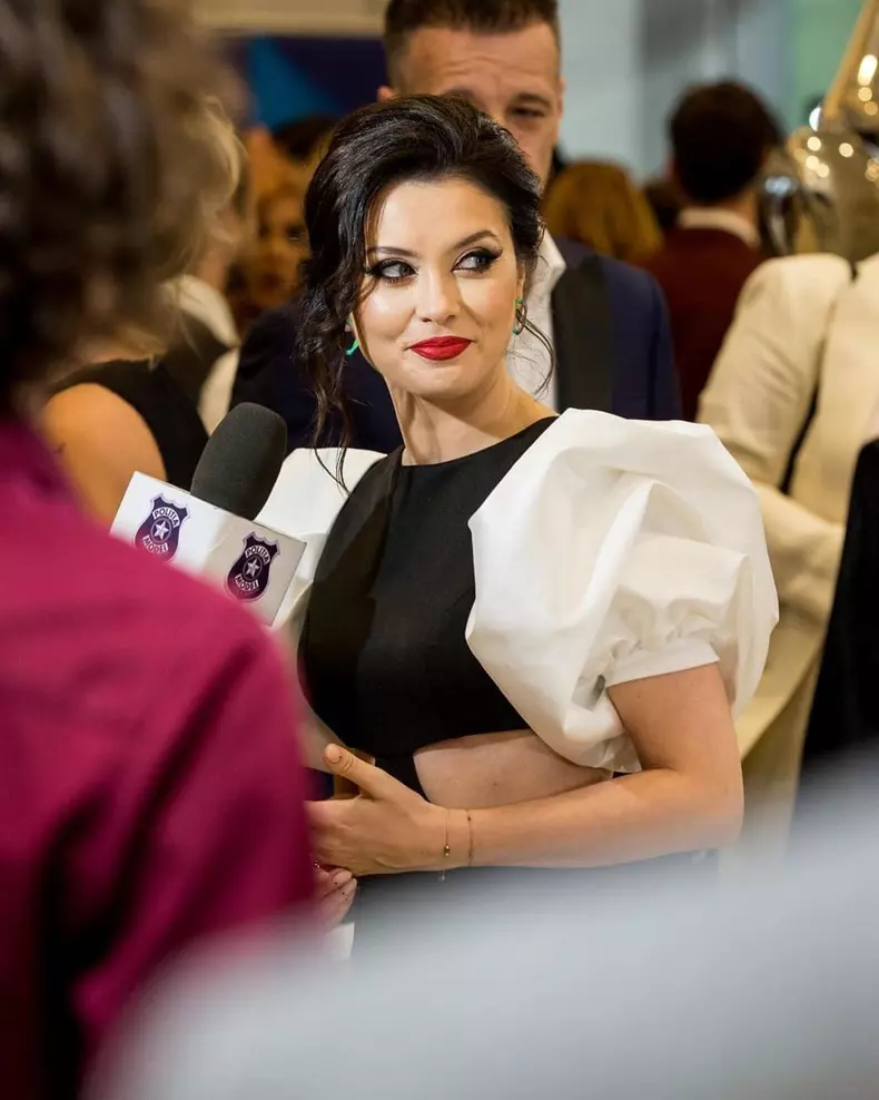 Anca Dumitra s-a logodit în secret