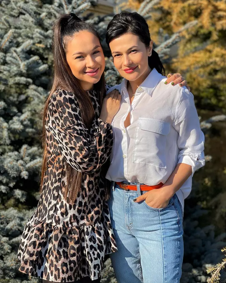 Cine-vor-fi-nasii-de-botez-ai-fiului-Vladutei-Lupau-1