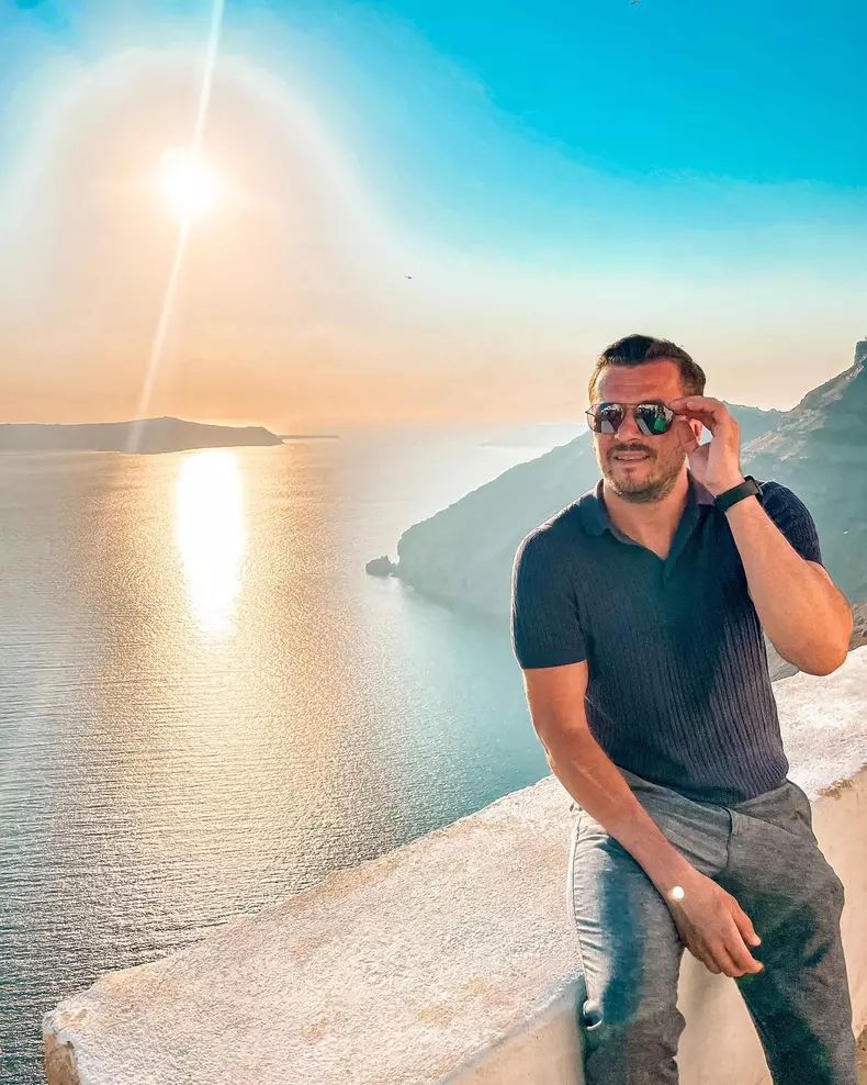 Dan-Cruceru-si-a-adus-mama-in-casa-lui-7