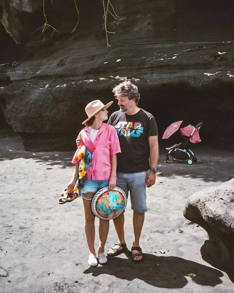 Dana-Rogoz-trista-ca-fratele-ei-se-muta-din-tara-3