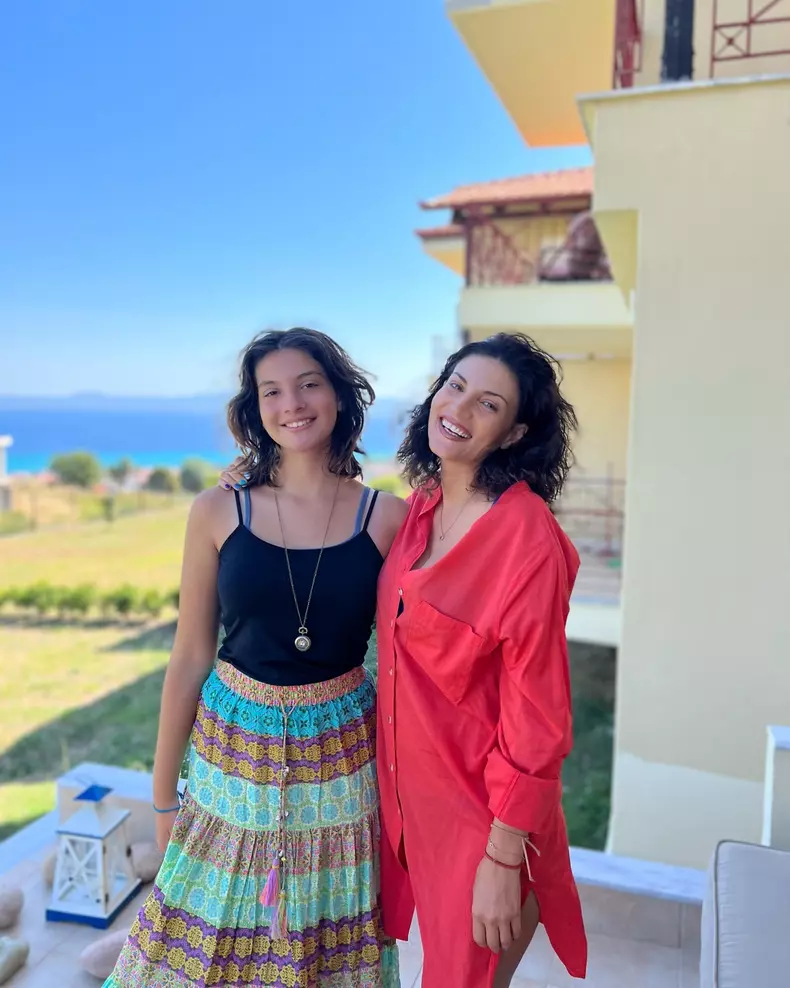 Fiica-Ioanei-Ginghina-a-implinit-14-ani-1