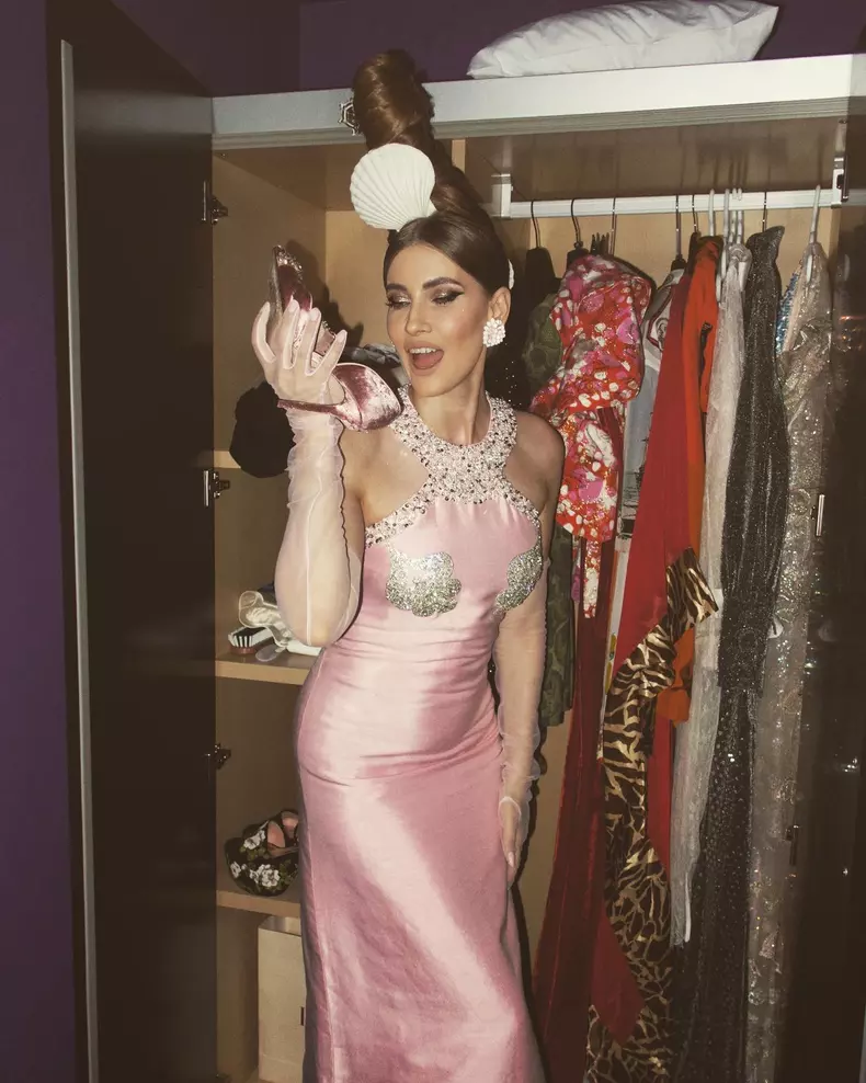 iulia-albu-rochia-roz-editia-6-splash-vedete-la-apa-sezonul-5-image00007