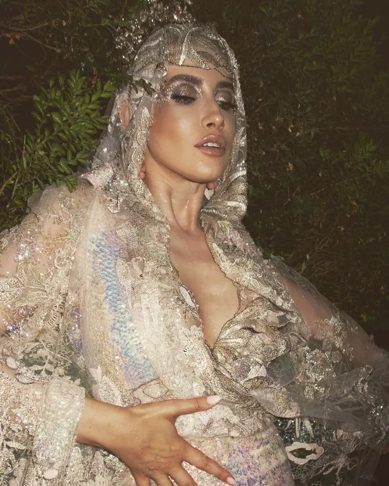 iulia-albu-rochie-transparenta-editia-8-splash-vedete-la-apa-sezonul-5-image00003