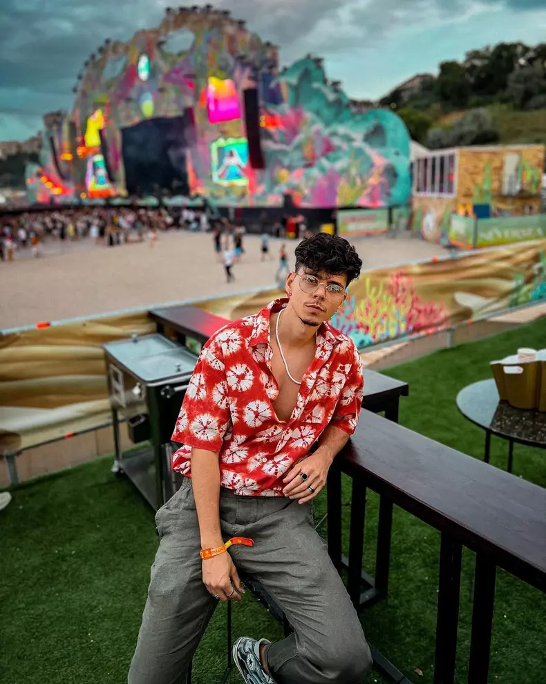 Emilian-de-la-„Te-cunosc-de-undeva-2022-detalii-despre-noua-sa-relatie.-Cu-ce-se-ocupa-iubita-lui-5