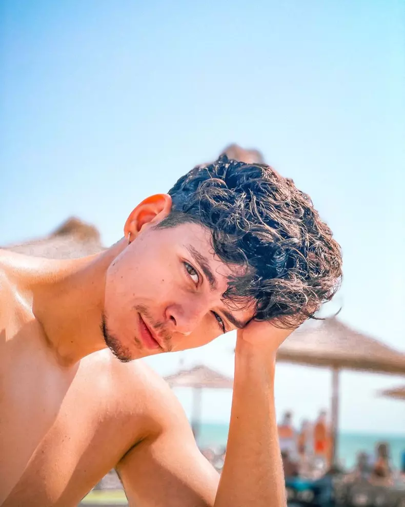 Emilian-de-la-„Te-cunosc-de-undeva-2022-detalii-despre-noua-sa-relatie.-Cu-ce-se-ocupa-iubita-lui-6