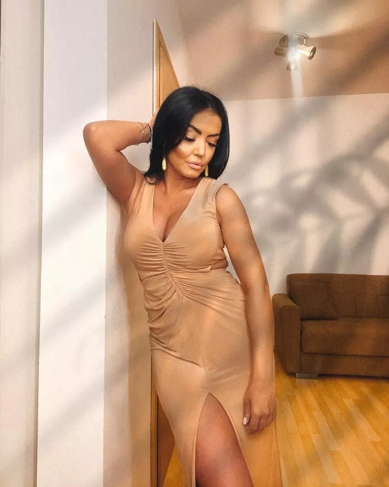 andreaa-mantea-s-a-tuns-singura-2-1