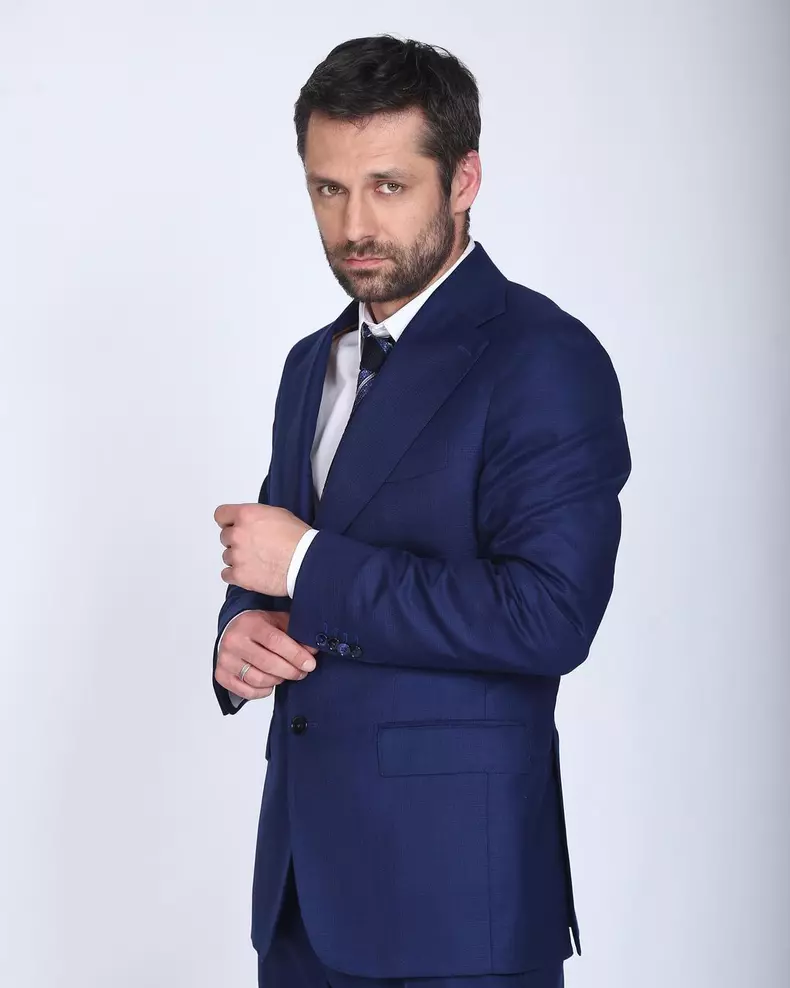 cine-este-alecsandru-dunaev