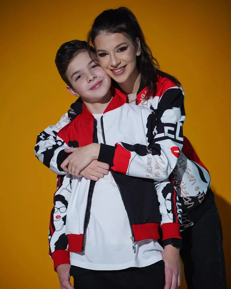 cleopatra-stratan-imagini-rare-cu-fratele-ei-cezar-1