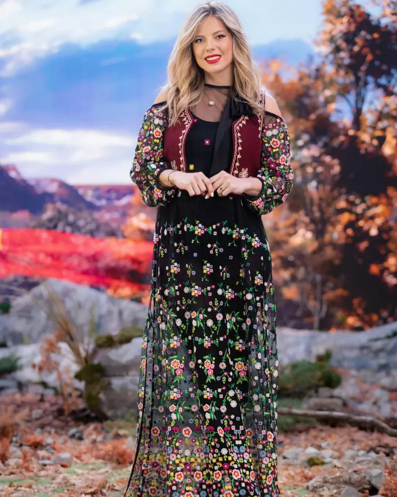 Roxana Hulpe nu mai apare la TV. Cine îi ține locul la Pro TV. „Trebuie să mă opresc și să aștept”