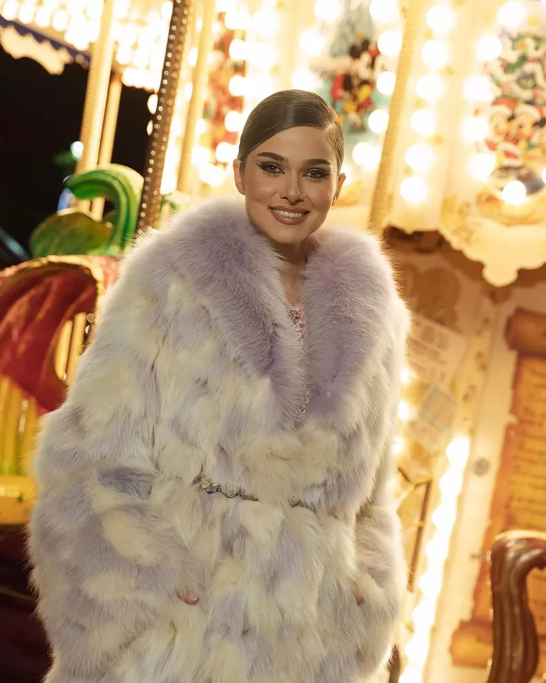 Cum arată Theo Rose gravidă în cinci luni. Cum s-a îmbrăcat iubita lui Anghel Damian