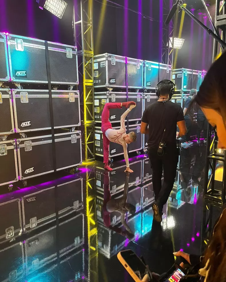 darius-mabda-castigatorul-romanii-au-talent-sezonul-12-i-a-uimit-pe-simon-cowell-si-heidi-klum-2