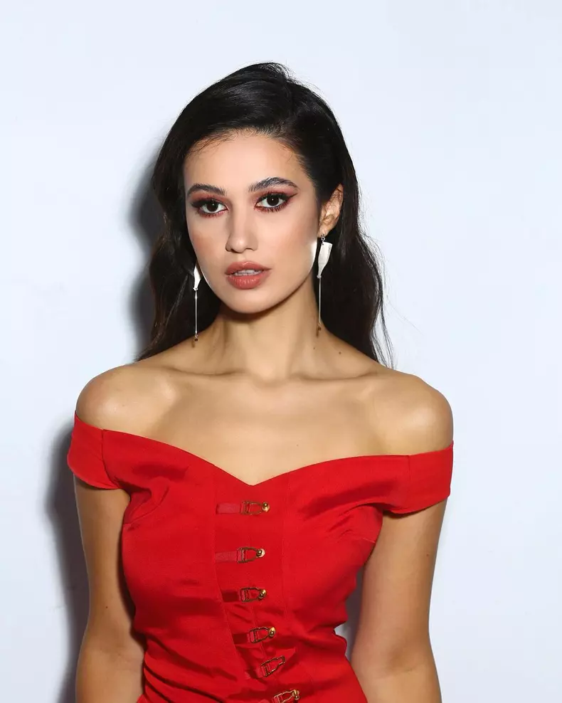 madalina-bellariu-ion-a-jucat-in-dampyr-1