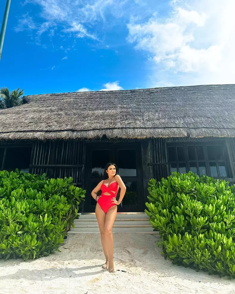 Cum arată Andreea Mantea în costum de baie după ce a slăbit foarte mult. Reacția fanilor (7)