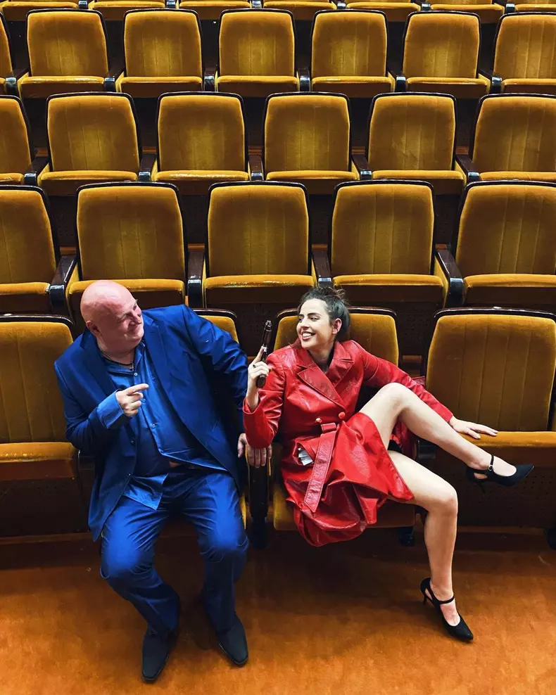 Tatăl vitreg al Adei Dumitru este Bebe Cotimanis