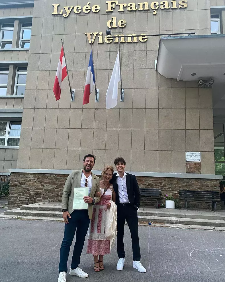 Daniel Pavel, un tată mândru! Cum s-a lăudat vedeta de la „Survivor România”, după ce fiul său a absolvit liceul în Austria