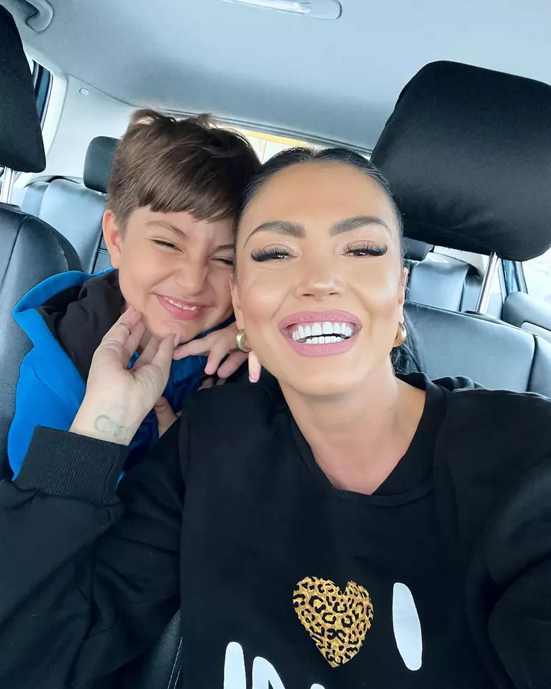 de-ce-andreea-mantea-nu-i-a-cumparat-fiului-ei-un-telefon-3