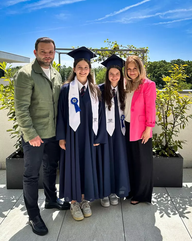 mihai-morar-a-publicat-notele-fiicelor-sale-la-evaluarea-nationala-4