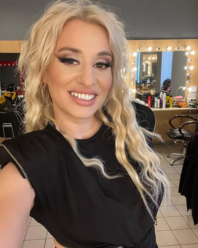 anisia-gafton-sariti-de-pe-fix-6