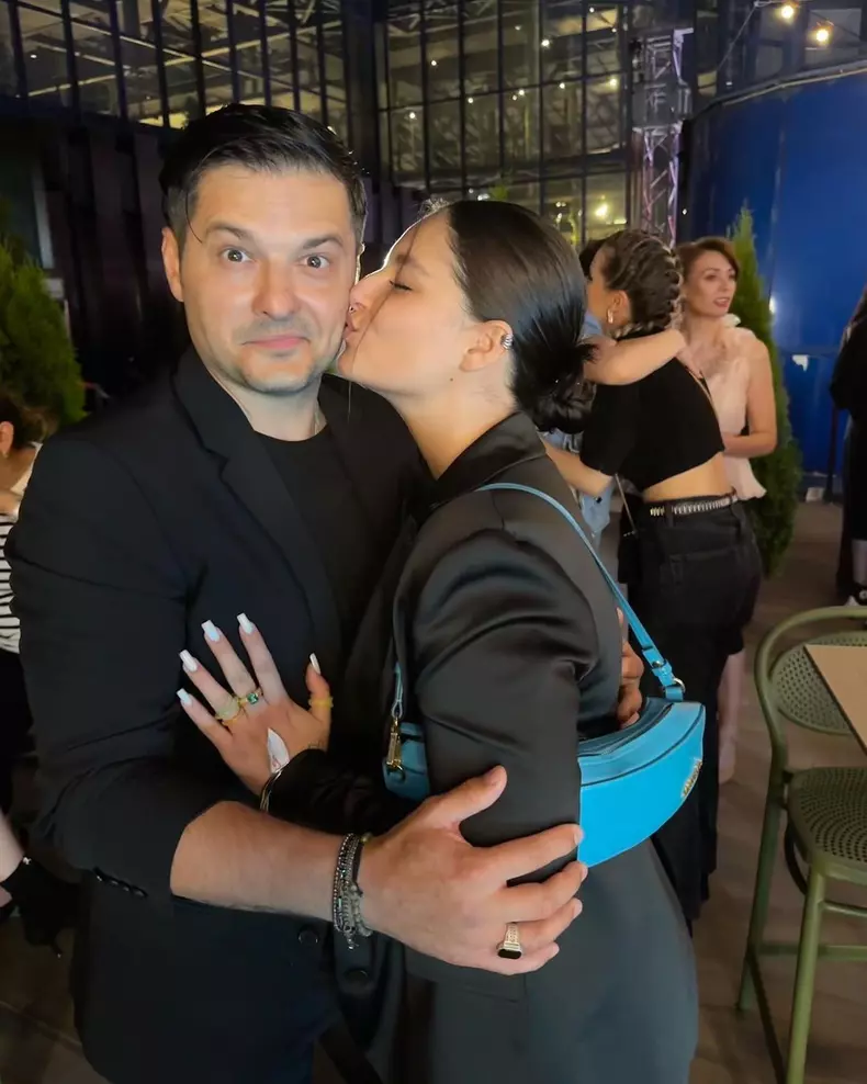 carmina-noi-detalii-despre-relatia-cu-tatal-ei-liviu-varciu.-2