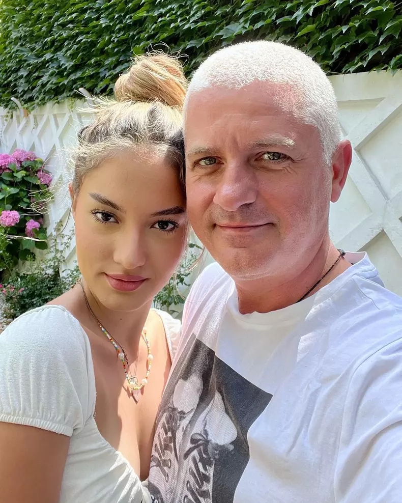 Fiica lui Virgil Ianțu a împlinit 18 ani. Jasmina și-a serbat majoratul