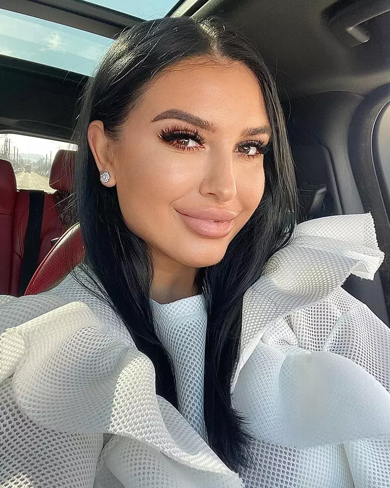 mirela-de-la-insula-iubirii-1