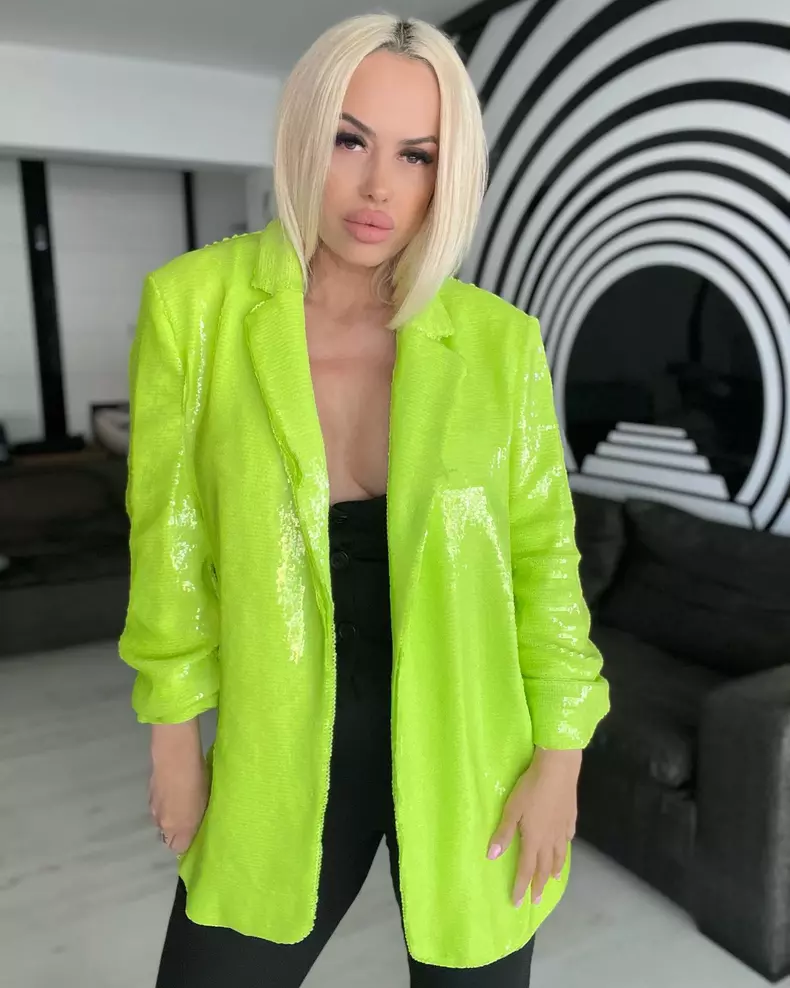 anda-adam-trece-prin-momente-de-cumpana.-cum-a-pierdut-mii-de-euro.-este-groaznic-ce-mi-s-a-intamplat-3