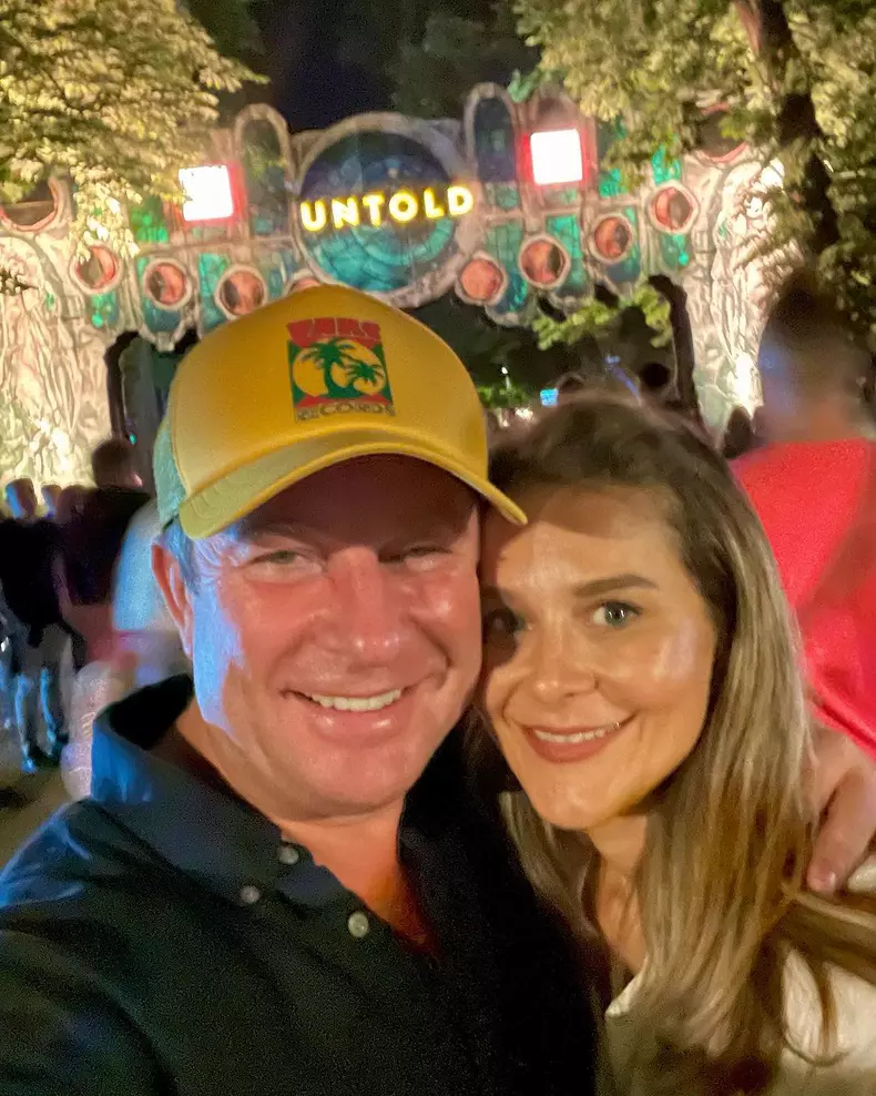 pavel-bartos-s-a-distrat-cu-sotia-la-untold-2023-7