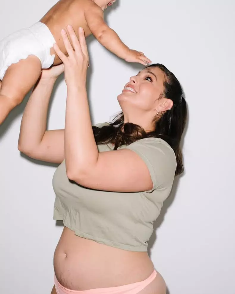 Ashley Graham și fiul ei