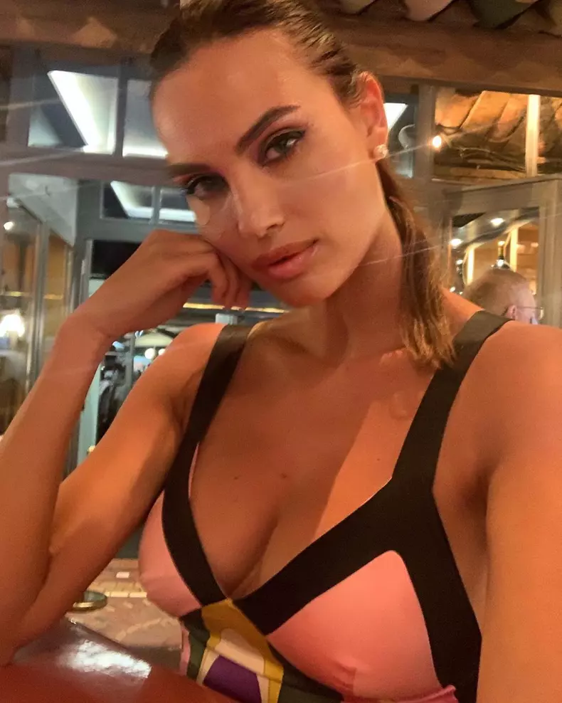 alinapuscau_115719220_1171600203209998_8702322471847883794_n