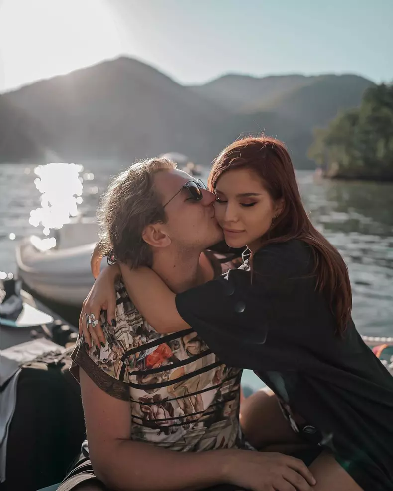 Carmen Grebenișan și logodnicul ei Alex Militaru