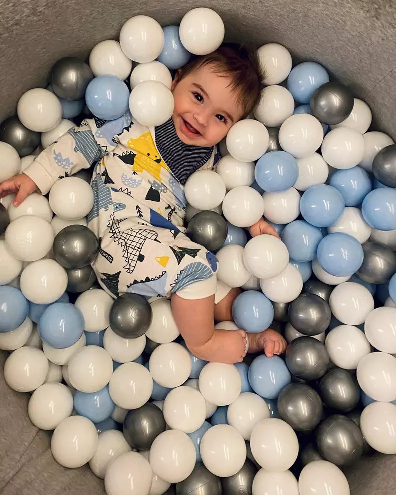 Fiul Roxanei Blagu, Sasha