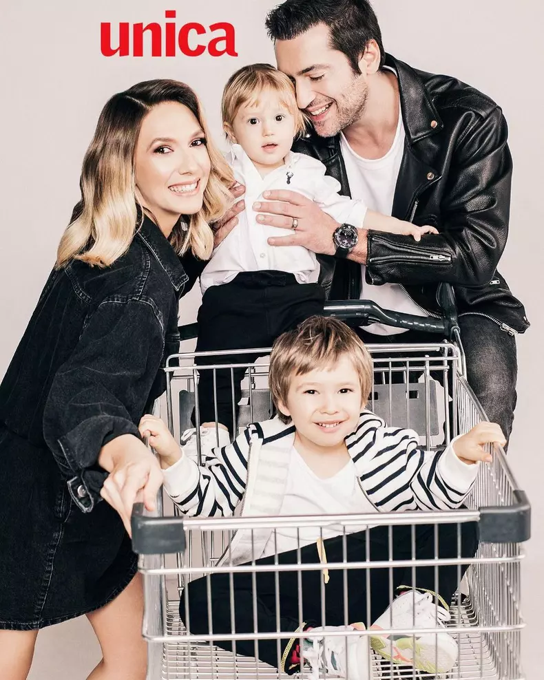 Adela Popescu, Radu Vâlcan și fiii lor