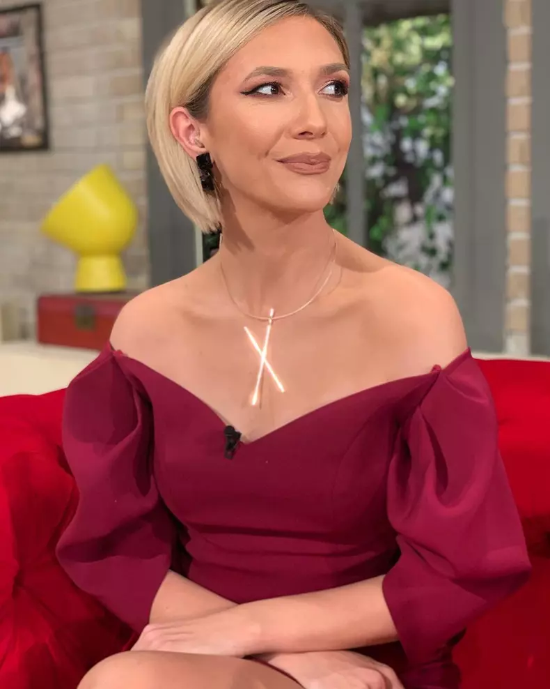 Adela Popescu