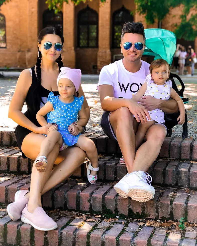 Gabriela Cristea, Tavi Clonda și fiicele ei