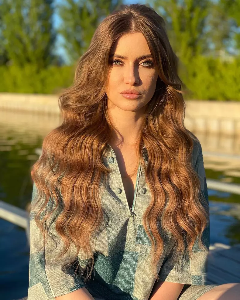 Iulia Albu