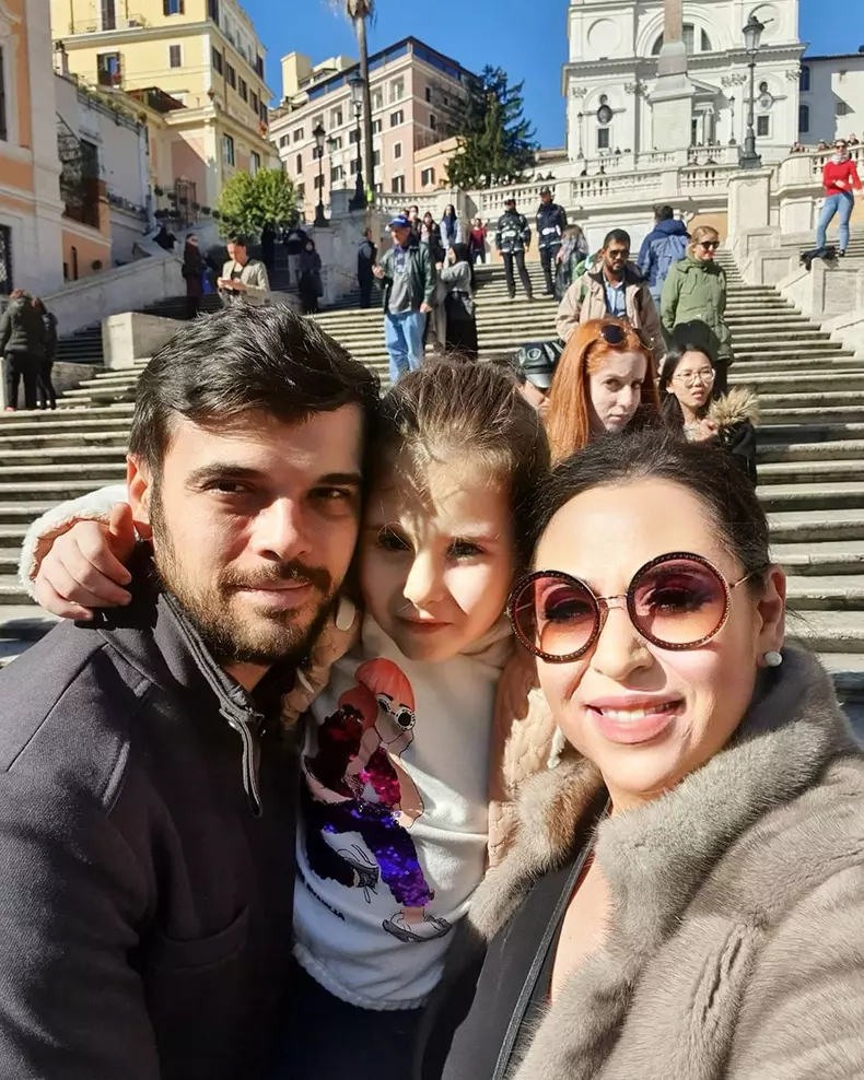 oana roman marius elisei fetita