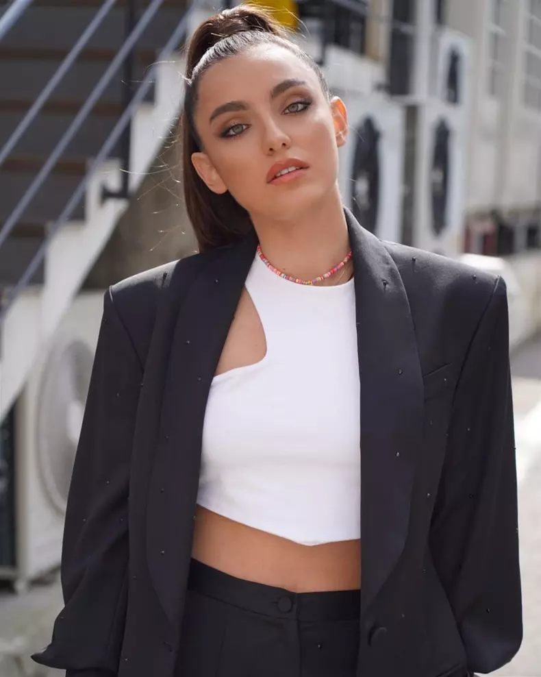 Alexia Eram