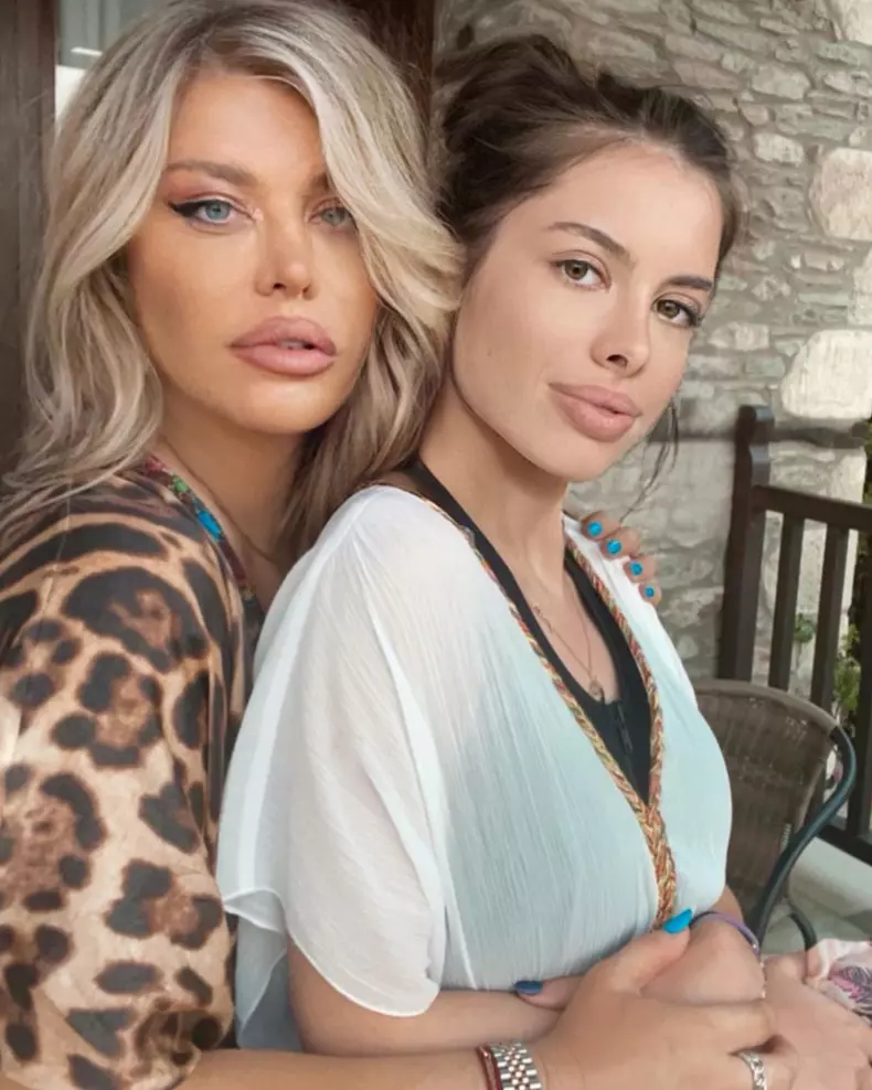 Loredana Groza și fiica ei, Elena Boncea