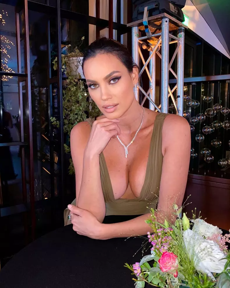 Alina Pușcău COVID-19