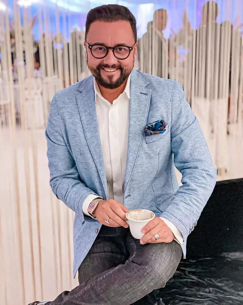 Cătălin Măruță implant păr