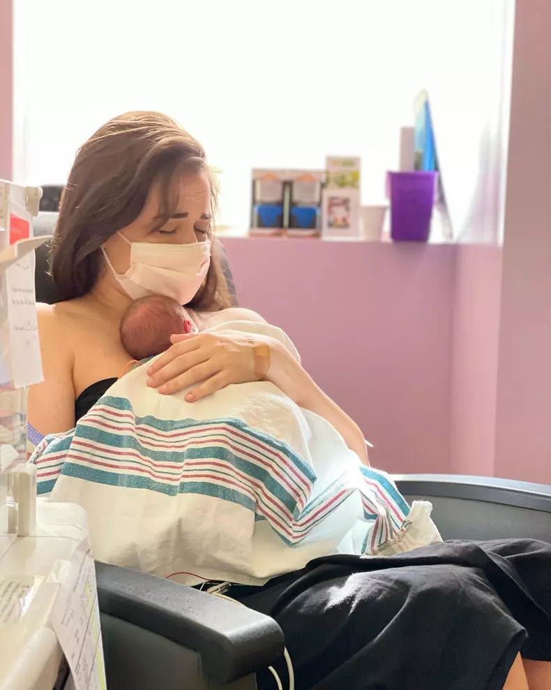 Colleen Ballinger a născut gemeni prematur