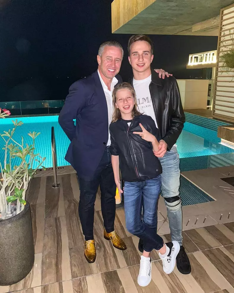 Laurențiu Reghecampf copii Laurențiu Junior Luca Reghecampf
