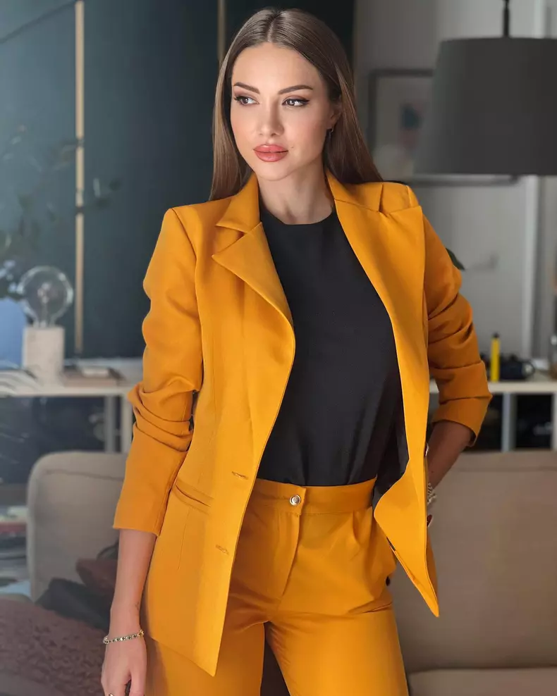 Otilia Bilionera